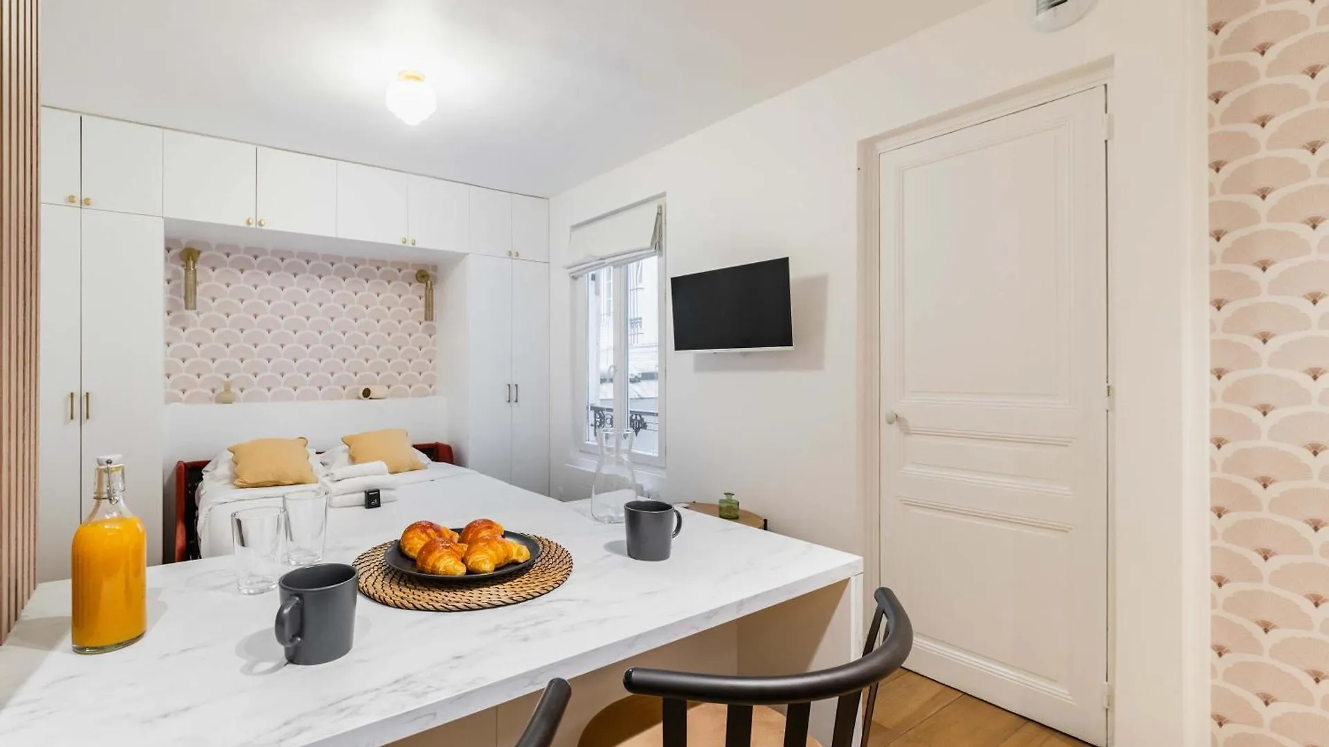 Studio Parisien Coeur Montmartre - Paris 18 - 2P