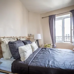 Petit Havre De Paix De 27m2 à Montmartre Appartement